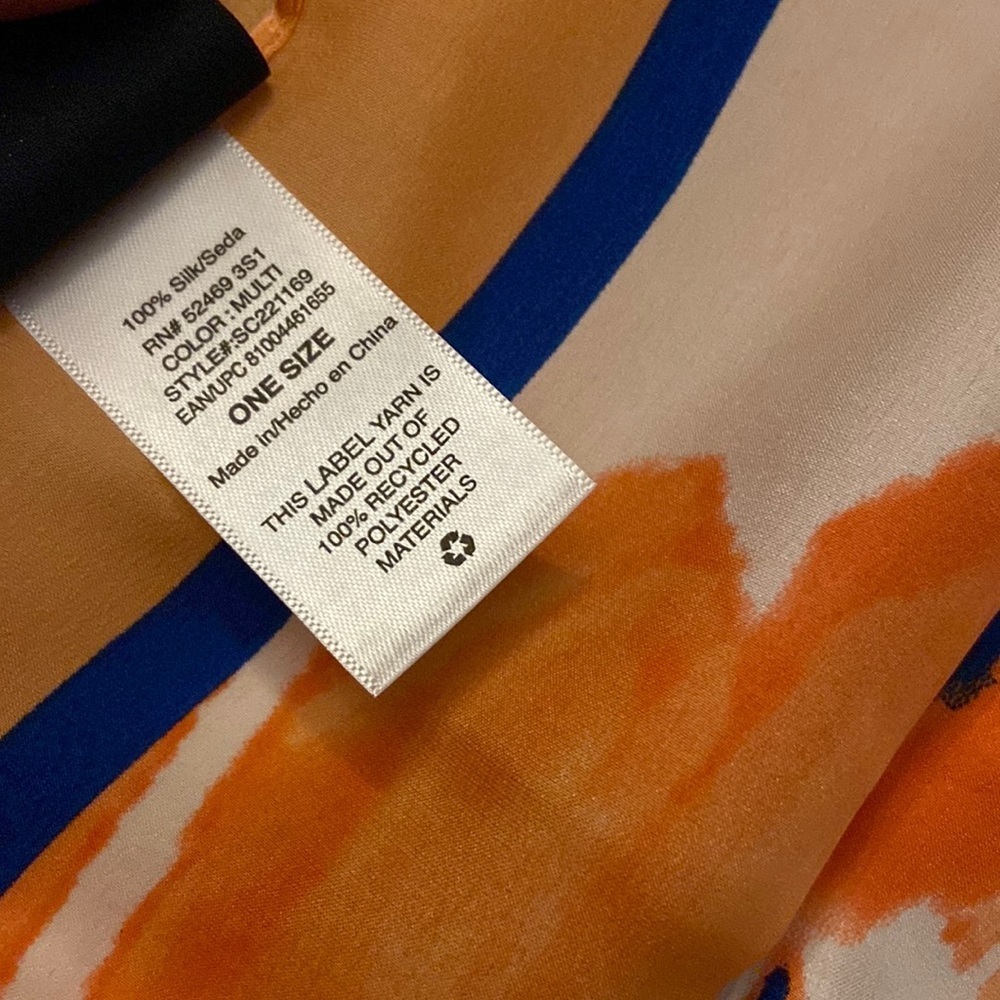 100% silk scarf, 35 x 35, NWOT - Picture 3 of 3